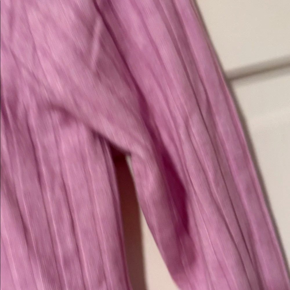 Zenana Outfitters Ribbed Henley Long Sleeve Top Light Lavender Pink size medium